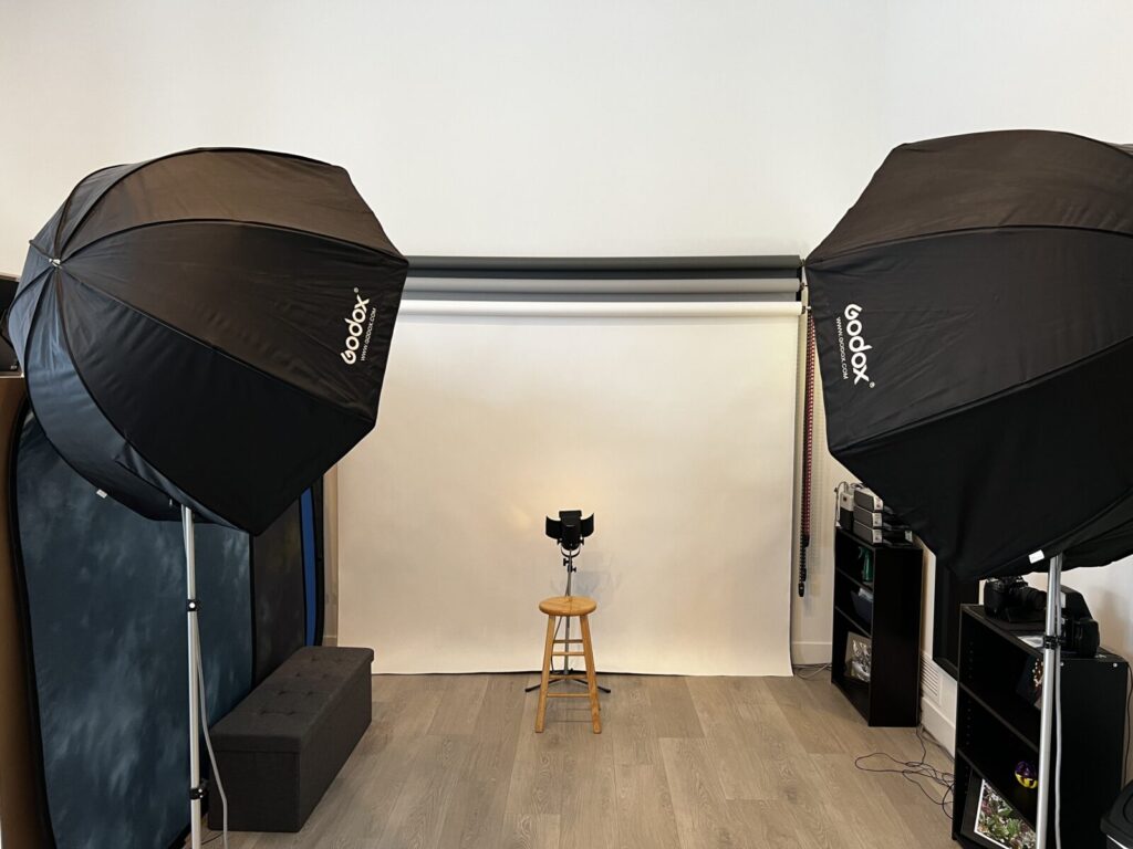 Backdrop-Clean Photo Studio at Leetone Photo Center